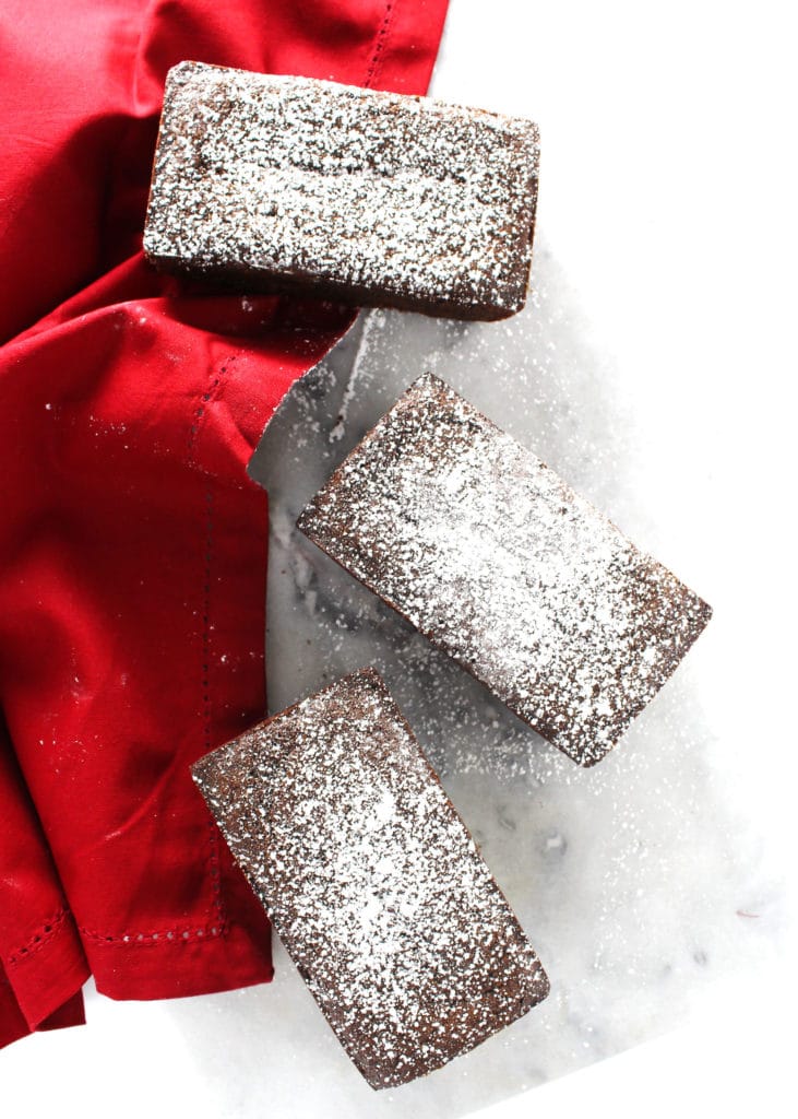 When it comes to holiday baking Gingerbread is at the top of this list this time of year and this Gingerbread Loaf is the perfect treat to enjoy or share.
