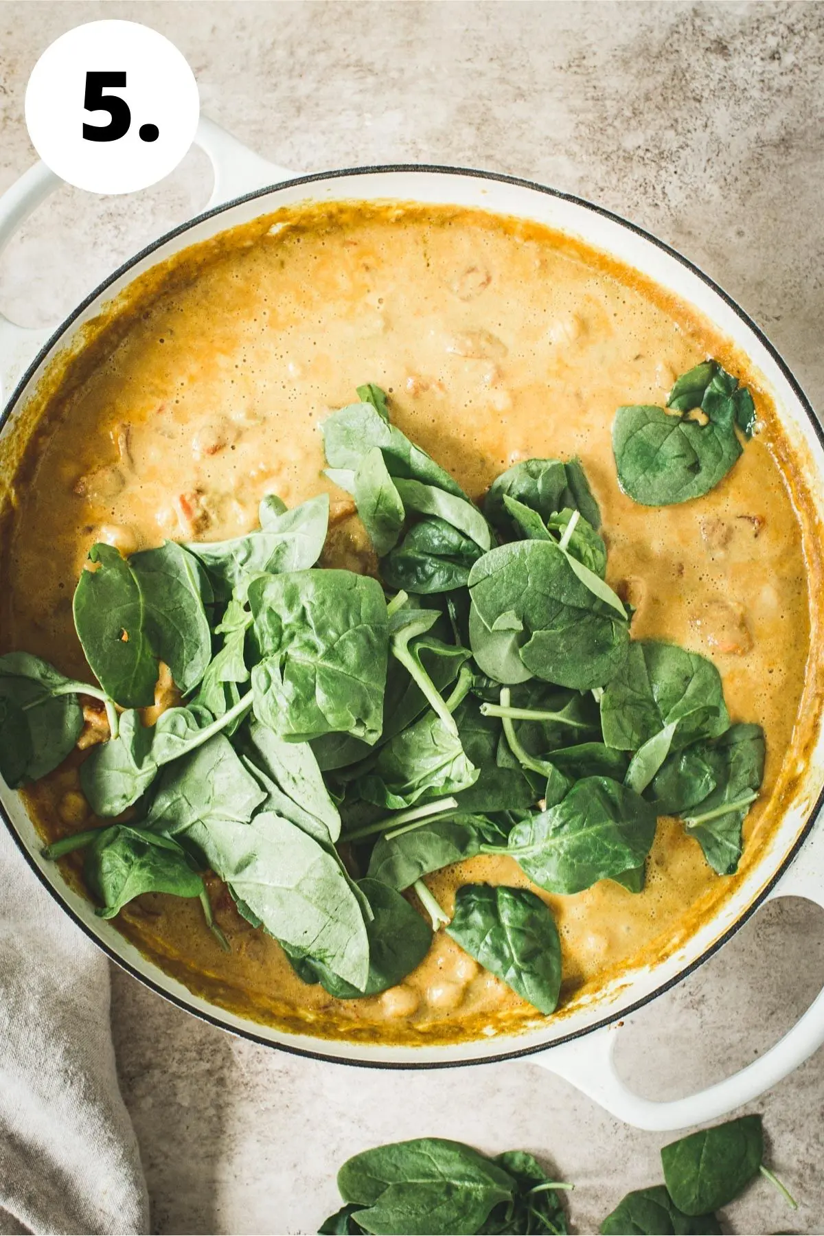 Chickpea spinach curry process step 5.