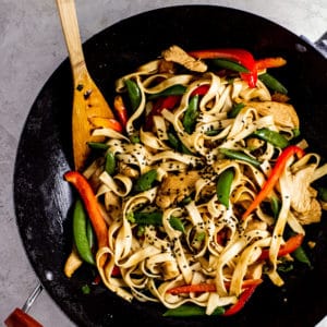 Take Out Style Chicken Lo Mein