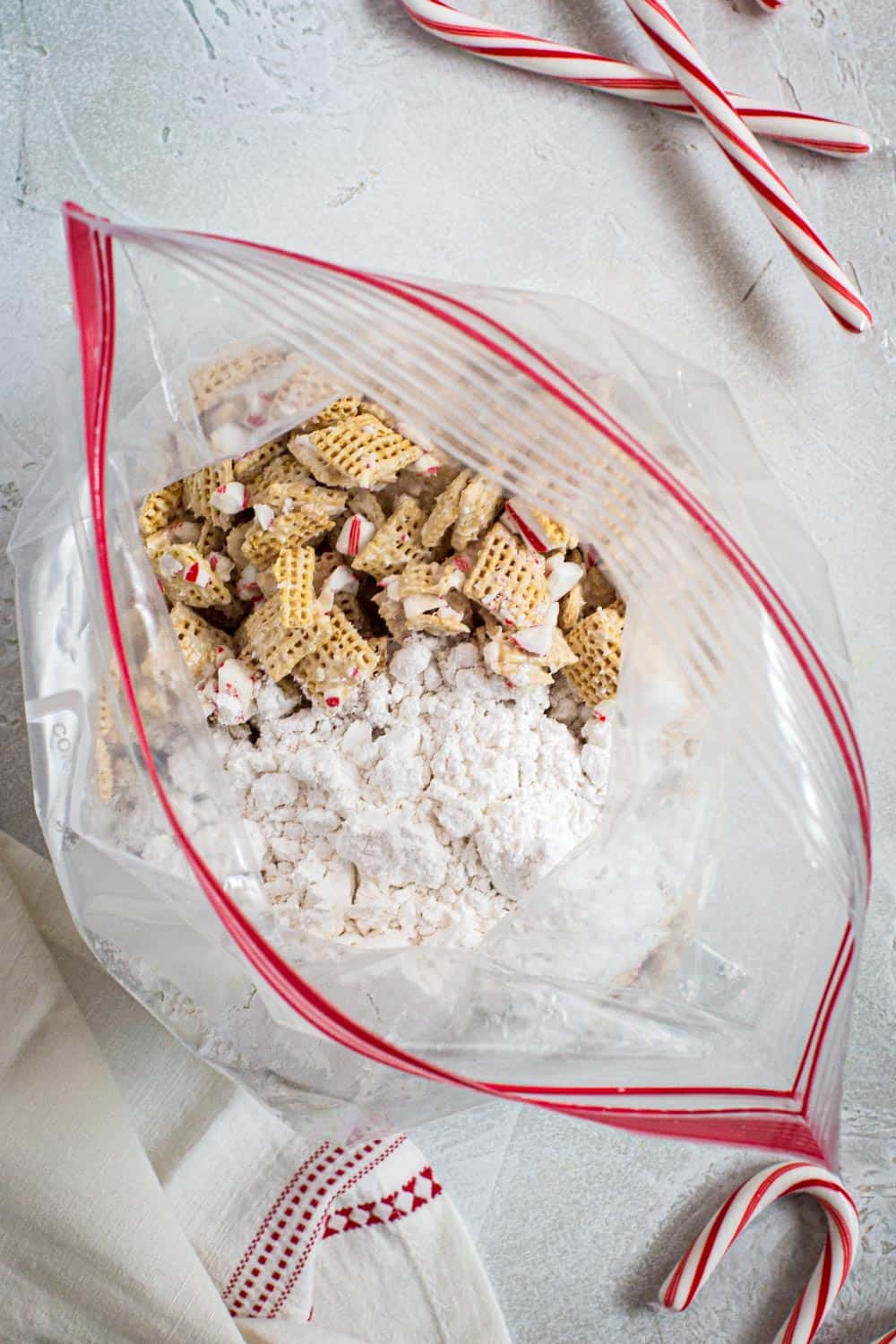 Ziplock bag with puppy chow ingredients.