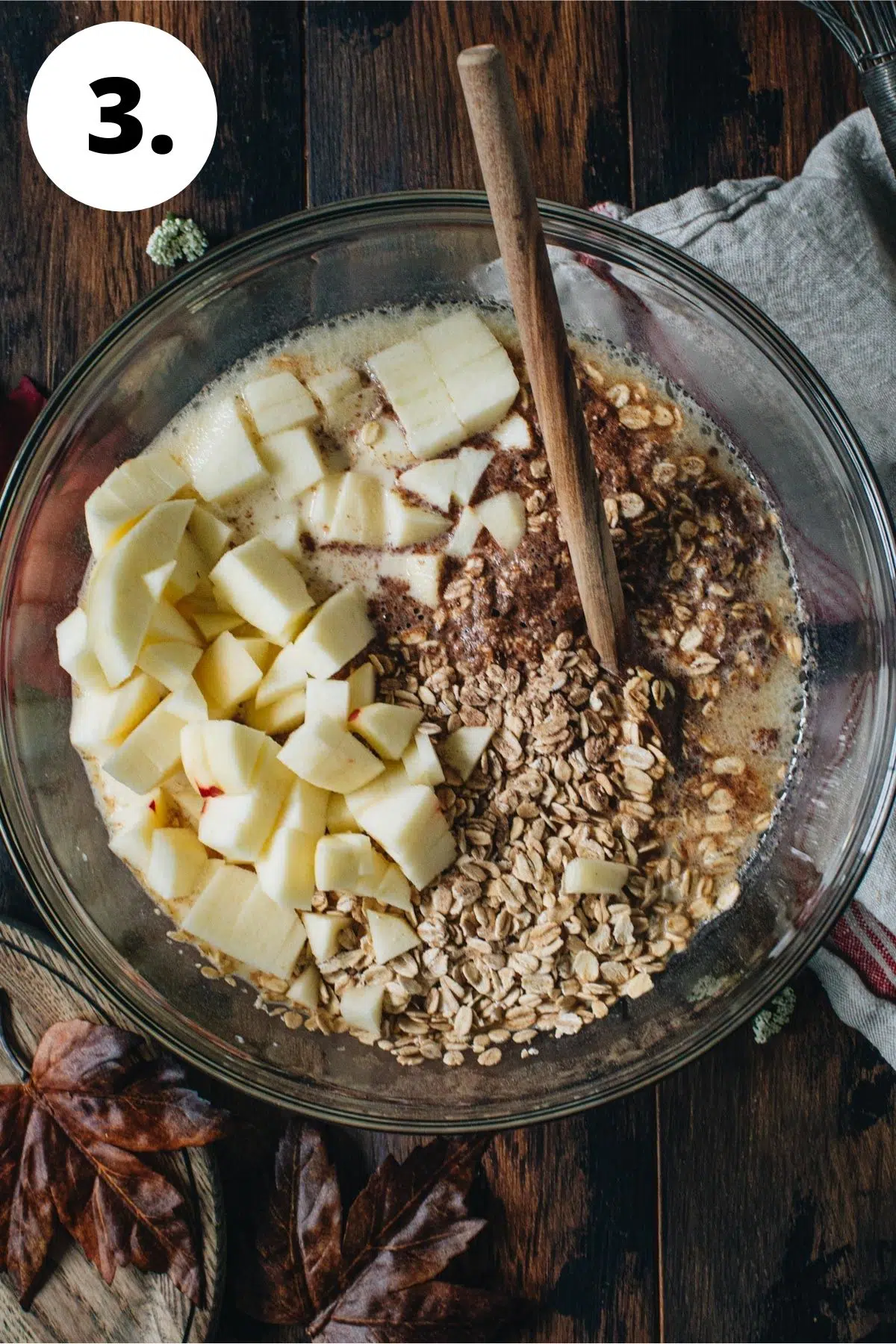 Apple cinnamon baked oatmeal process step 3.