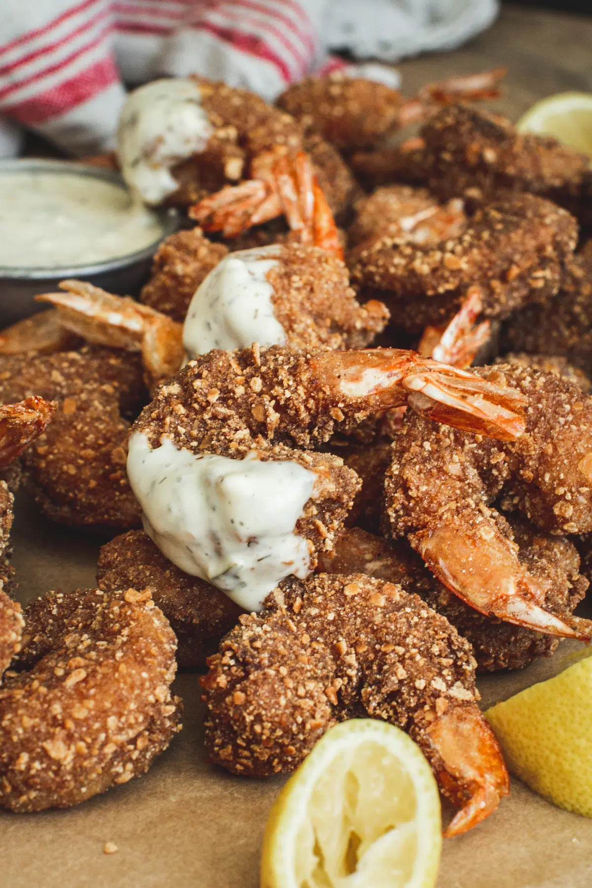 Crispy breaded shrimp dipped into tartar sauce.