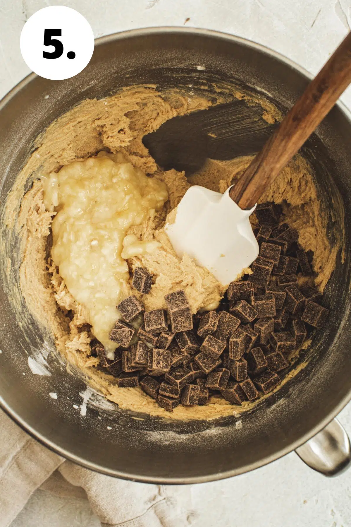 Chocolate chip banana cookies process step 5.