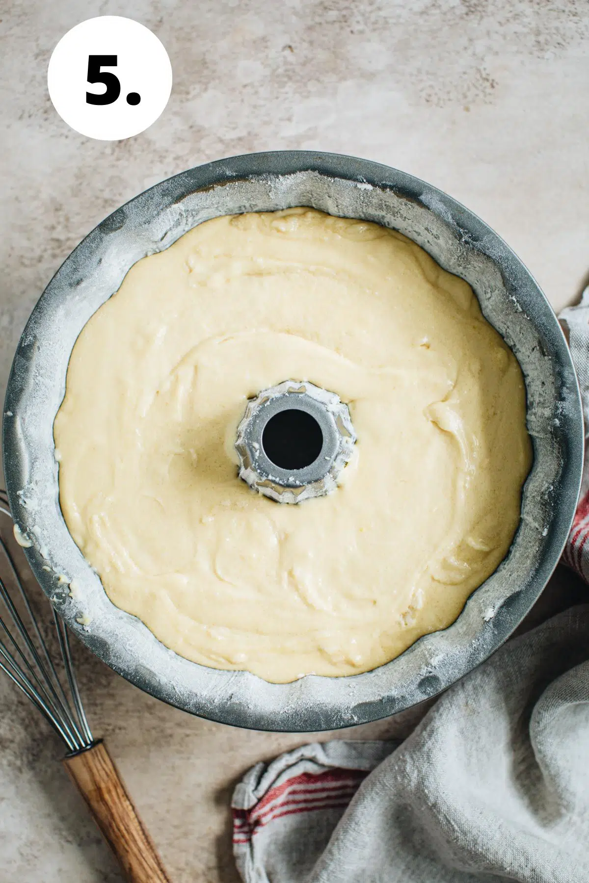 Sour cream pound cake process step 5.