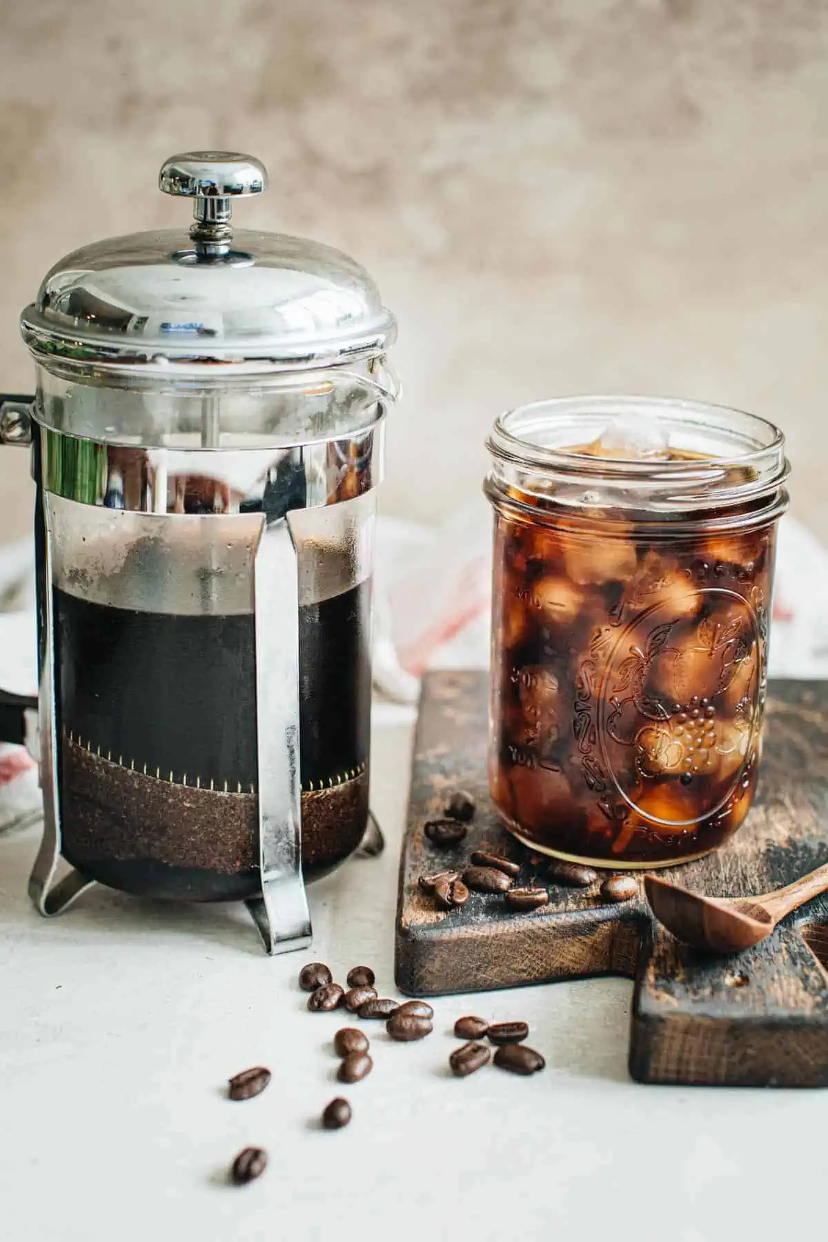 Préparation d'un Cold Brew avec un Mason Jar