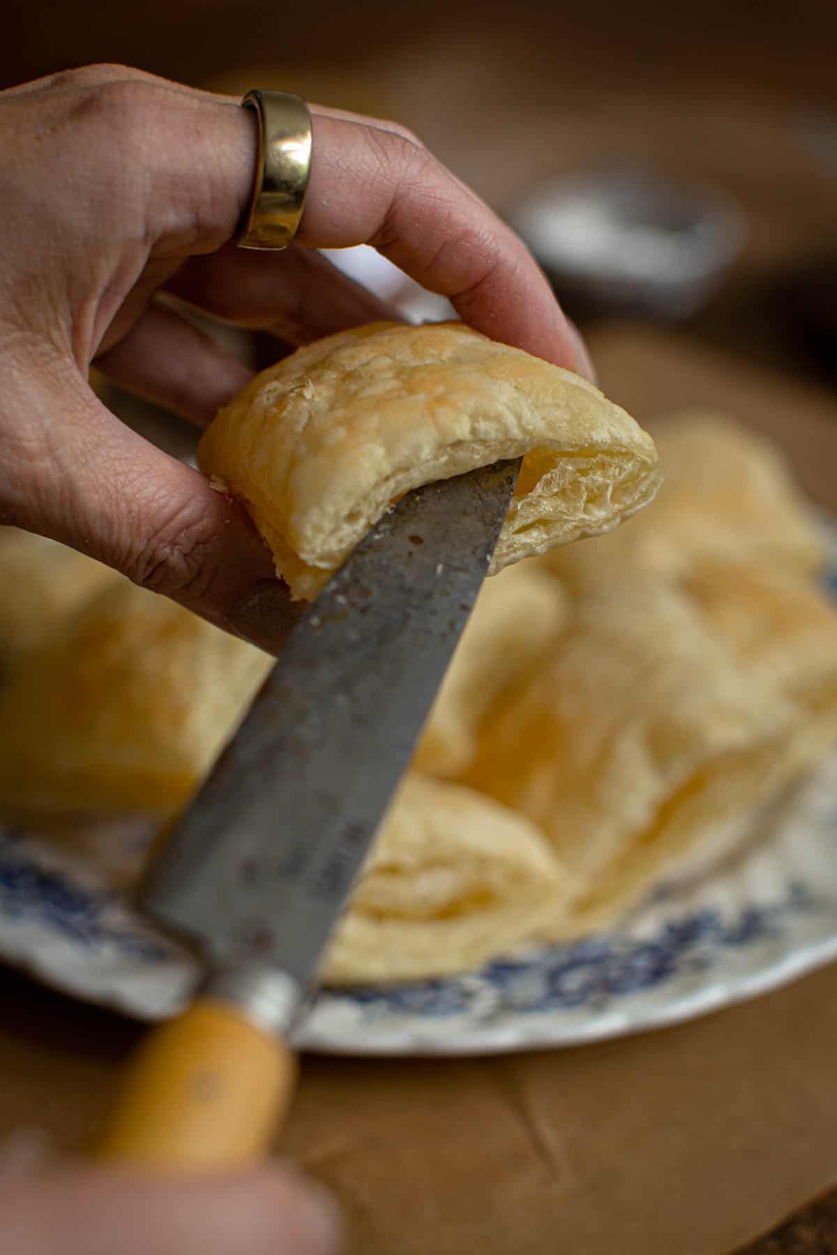 Nutella and puff pastry process step 4.