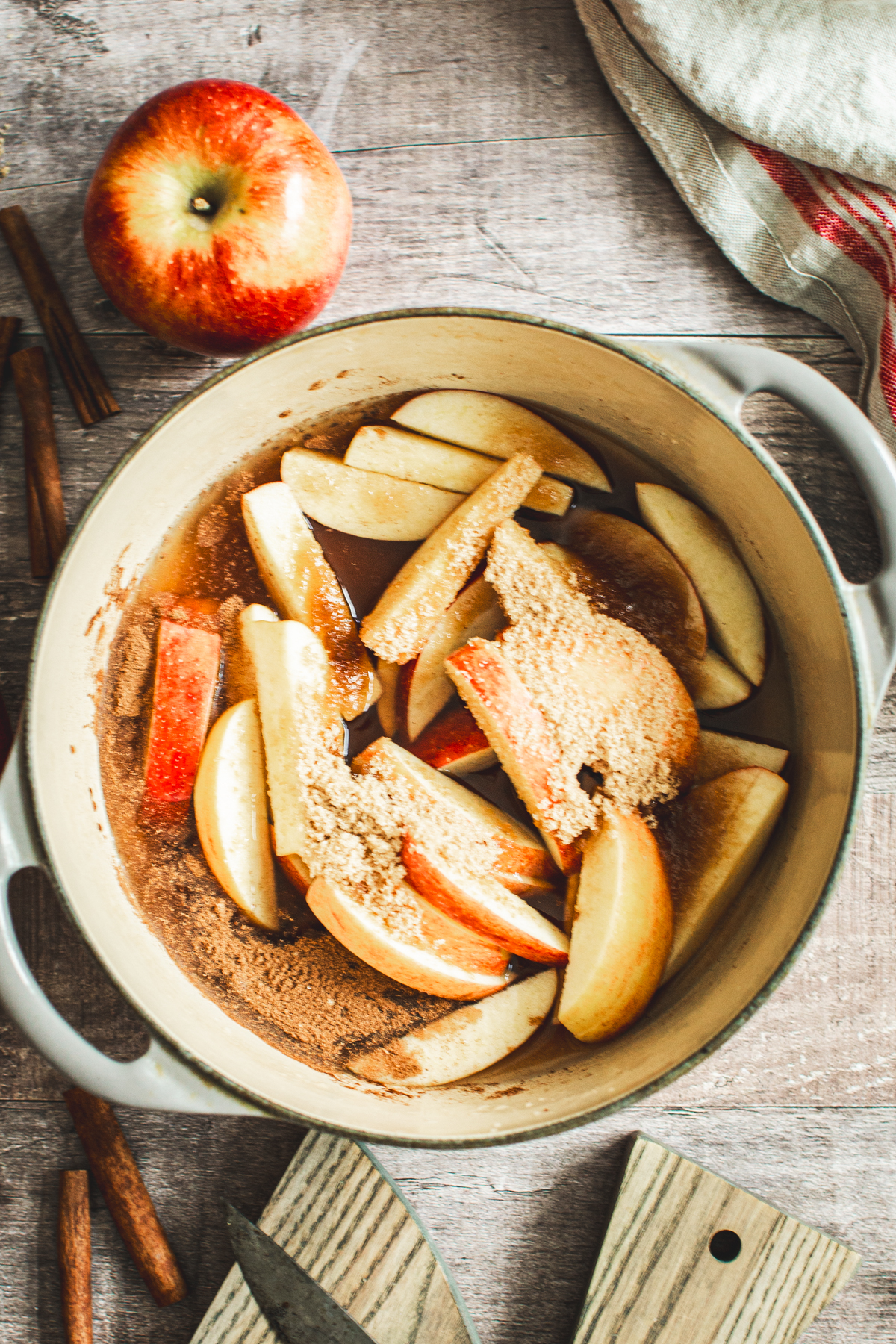 Homemade apple syrup step 1.