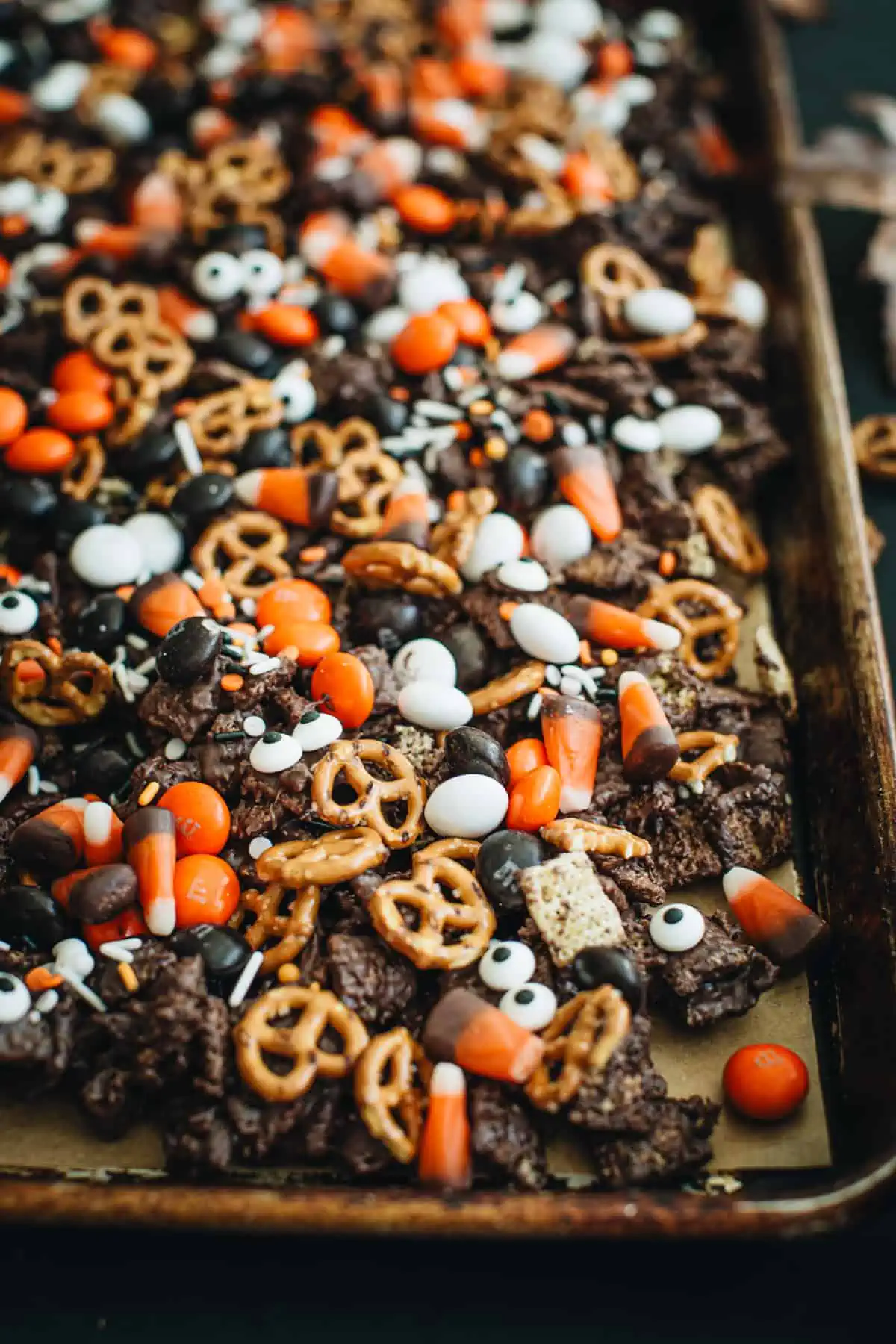 Halloween snack mix process step 3.