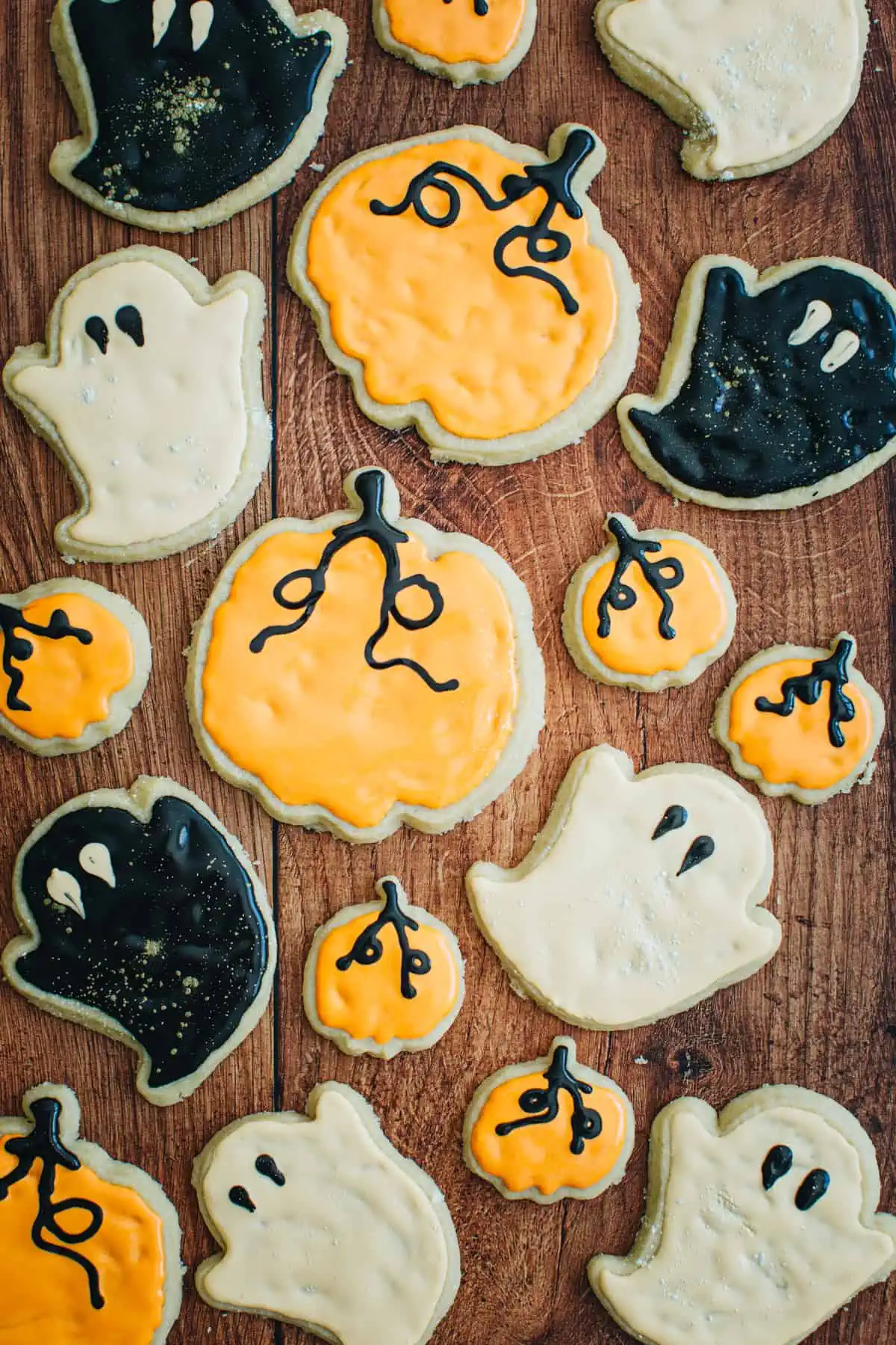 Halloween sugar cookies with royal icing.